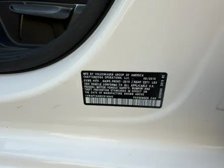 Volkswagen Passat 2013 года за 4 300 000 тг. в Атырау – фото 13