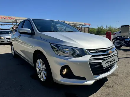 Chevrolet Onix 2023 года за 7 900 000 тг. в Караганда – фото 20