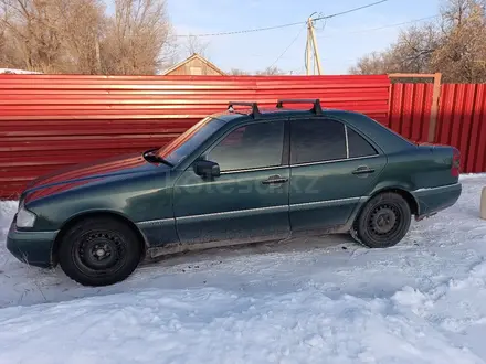 Mercedes-Benz C 250 1996 года за 2 400 000 тг. в Караганда – фото 3