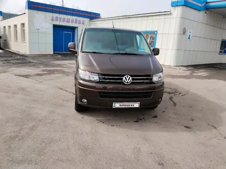 Volkswagen Multivan 2008 года за 9 000 000 тг. в Атбасар – фото 6