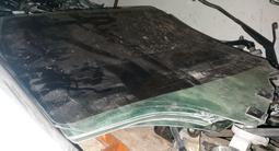 Стекло заднее левое дверное боковое форточка за 20 000 тг. в Астана