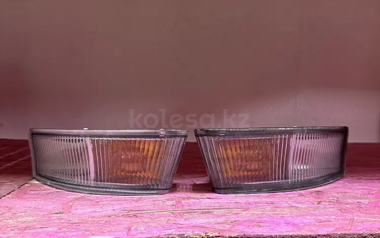 Поворотник в бамперToyota Mark 2 X90 (1992-1996) за 7 000 тг. в Астана