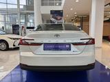 Toyota Camry Elegance 2025 года за 20 790 000 тг. в Атырау – фото 5