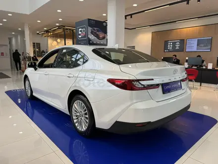 Toyota Camry Elegance 2025 года за 20 790 000 тг. в Атырау – фото 6