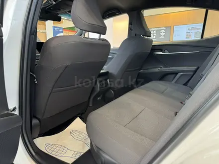 Toyota Camry Elegance 2025 года за 20 790 000 тг. в Атырау – фото 8