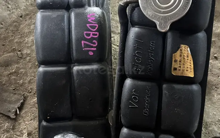 Расширительный бачок w210 Мерседес бенс за 15 000 тг. в Алматы