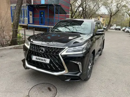 Lexus LX 570 2018 года за 49 800 000 тг. в Алматы