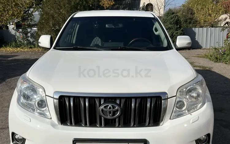 Toyota Land Cruiser Prado 2012 годаfor13 450 000 тг. в Алматы