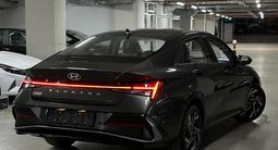 Hyundai Elantra Luxe 2023 года за 9 200 000 тг. в Шымкент – фото 3