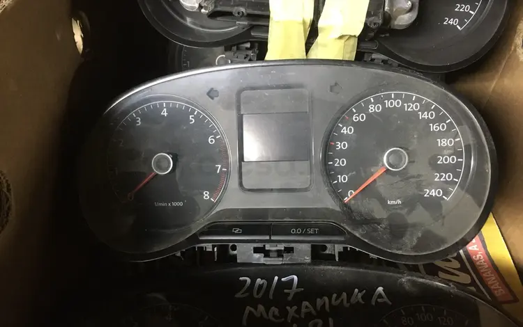 Щиток приборов Volkswagen polo за 1 000 тг. в Алматы