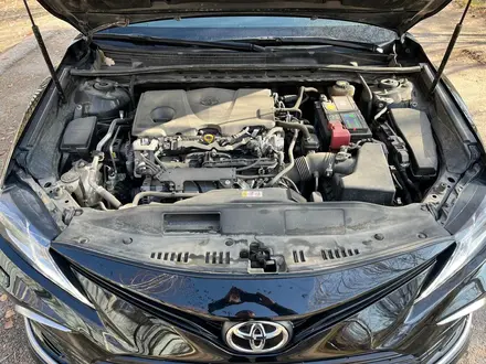 Toyota Camry 2021 года за 14 200 000 тг. в Алматы – фото 8