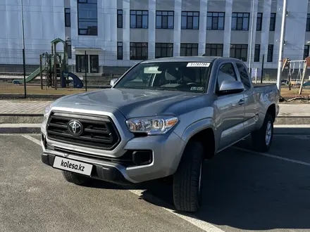 Toyota Tacoma 2023 года за 18 500 000 тг. в Атырау