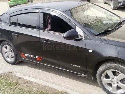 Chevrolet Cruze 2012 года за 3 500 000 тг. в Астана – фото 17