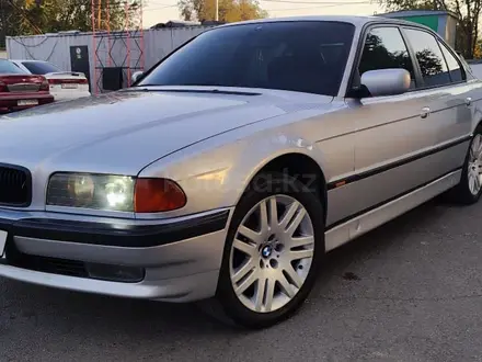 BMW 740 1997 года за 3 999 999 тг. в Алматы