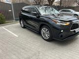 Toyota Highlander 2020 года за 23 000 000 тг. в Алматы