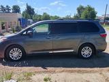 Toyota Sienna 2017 года за 15 300 000 тг. в Рудный – фото 2