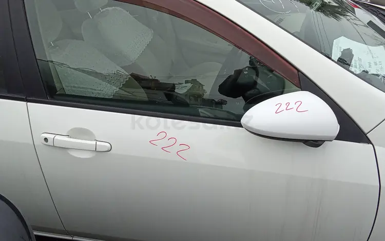 Дверь передняя Nissan Primera P12 за 45 000 тг. в Усть-Каменогорск