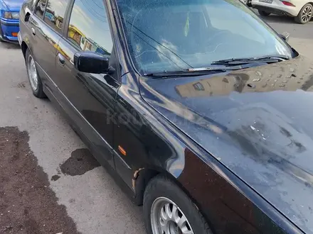 BMW 528 1998 года за 3 250 000 тг. в Караганда – фото 4