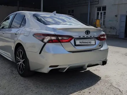 Toyota Camry 2022 года за 14 500 000 тг. в Тараз – фото 5