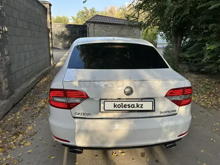 Skoda Superb 2013 года за 6 800 000 тг. в Алматы – фото 5