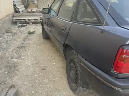 Opel Vectra 1995 годаүшін550 000 тг. в Актау – фото 2