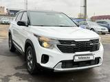 Kia Seltos 2023 годаүшін10 600 000 тг. в Петропавловск – фото 2