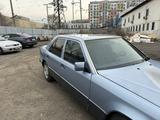 Mercedes-Benz E 230 1991 года за 2 200 000 тг. в Алматы – фото 2