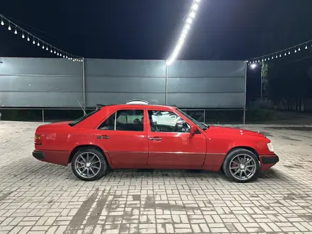 Mercedes-Benz E 230 1991 года за 1 800 000 тг. в Алматы – фото 7