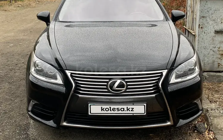 Lexus LS 460 2013 года за 14 900 000 тг. в Талдыкорган