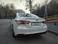 Toyota Camry 2021 годаfor15 450 000 тг. в Алматы – фото 9