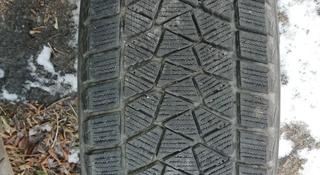 Резину бу Bridgestone Blizzak за 110 000 тг. в Темиртау