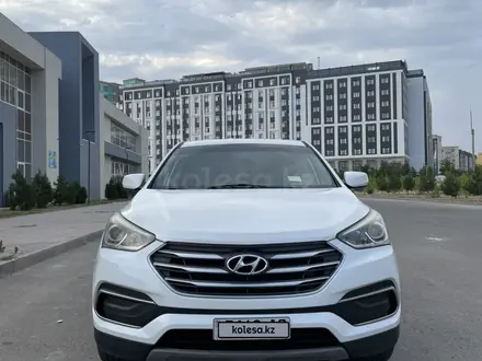 Hyundai Santa Fe 2017 года за 5 800 000 тг. в Актау