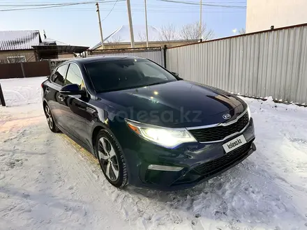 Kia Optima 2019 года за 9 000 000 тг. в Атырау – фото 9