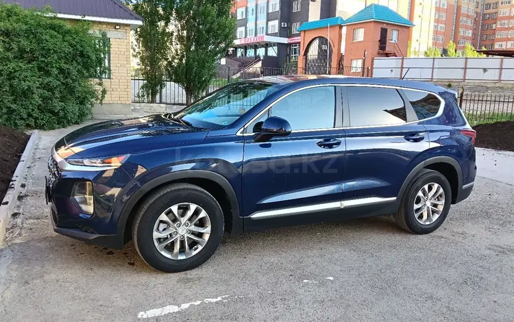 Hyundai Santa Fe 2019 года за 9 000 000 тг. в Актобе