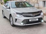 Toyota Camry 2015 года за 12 500 000 тг. в Актау – фото 2