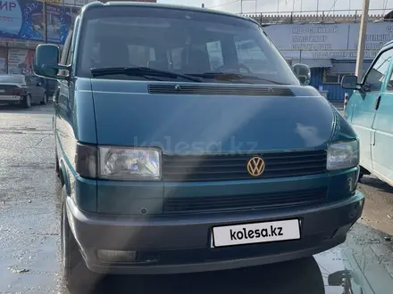 Volkswagen Multivan 1994 года за 3 700 000 тг. в Шымкент