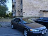Toyota Camry 2000 года за 3 500 000 тг. в Талдыкорган – фото 3