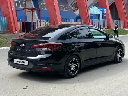 Hyundai Elantra 2018 года за 6 400 000 тг. в Актобе – фото 9