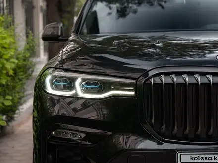 BMW X7 2022 года за 55 200 000 тг. в Караганда – фото 3