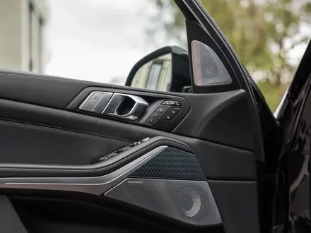 BMW X7 2022 года за 55 200 000 тг. в Караганда – фото 29