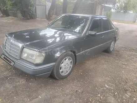 Mercedes-Benz E 230 1992 года за 1 640 000 тг. в Мерке – фото 2