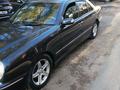 Mercedes-Benz E 280 1999 года за 3 100 000 тг. в Караганда – фото 4