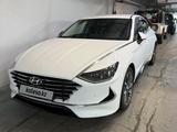 Hyundai Sonata 2023 года за 11 200 000 тг. в Караганда – фото 2