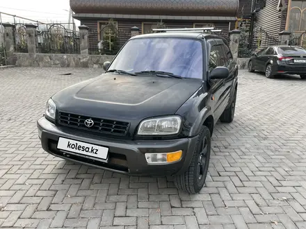 Toyota RAV4 1999 года за 3 800 000 тг. в Алматы