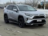 Toyota RAV4 2022 года за 13 000 000 тг. в Атырау – фото 5
