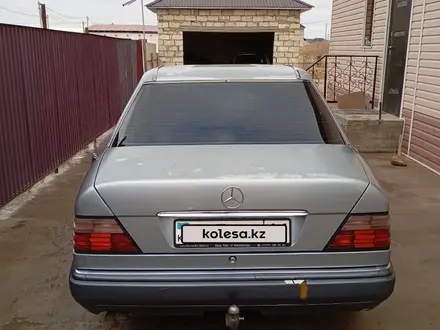 Mercedes-Benz E 280 1993 года за 2 500 000 тг. в Кызылорда – фото 4