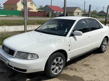 Audi A4 1996 года за 1 900 000 тг. в Уральск