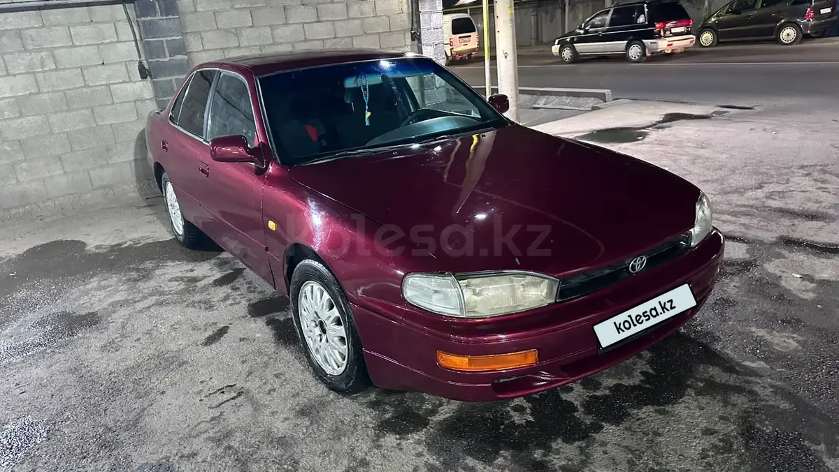 Toyota Camry, 1991