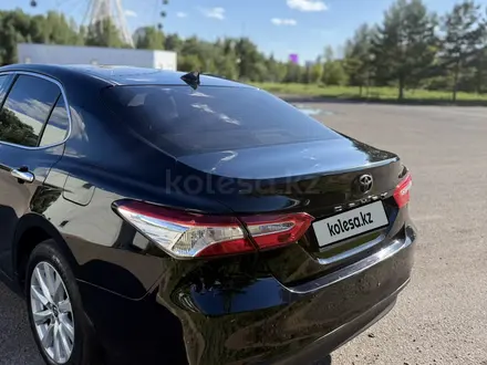 Toyota Camry 2020 года за 11 500 000 тг. в Астана – фото 13