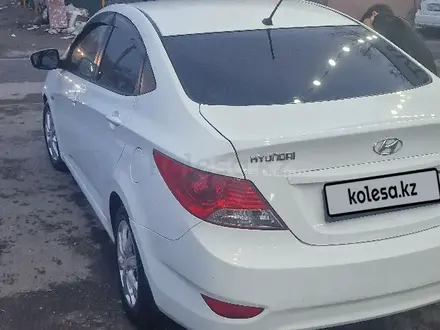 Hyundai Accent 2012 года за 4 900 000 тг. в Шымкент – фото 3